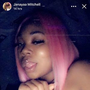 Meet your Posher, Janayaa